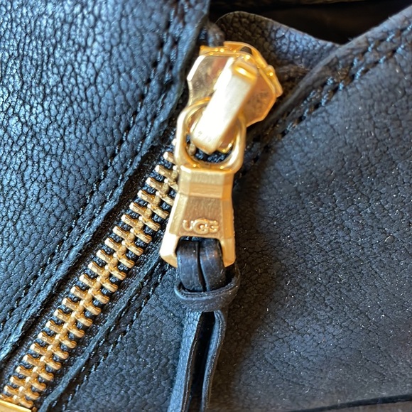 UGG Glee Black size 7 - Picture 4 of 11